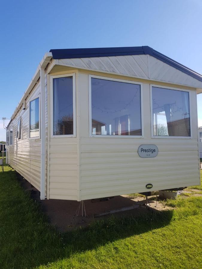 Private Caravan Situated At Parkdean Holiday Resort St Margaret'S At Cliffe Number 18 المظهر الخارجي الصورة